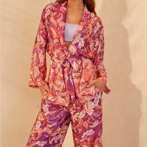 Merryn Satin Kimono